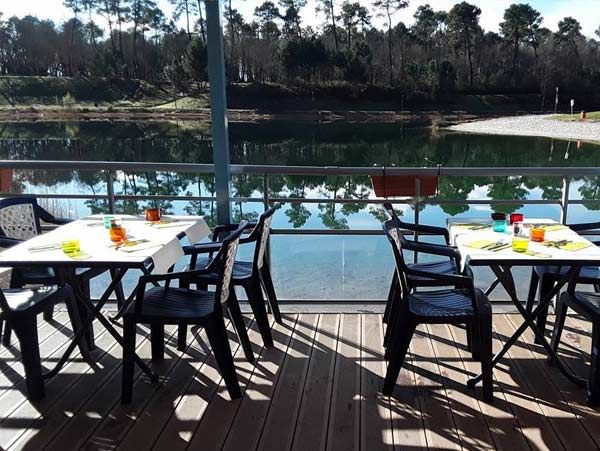 RESTAURANT BAR SNACK GLACIER - FOURCHETTE &amp; SABLE BLANC