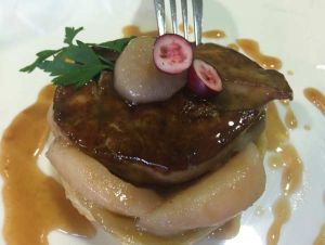 Tatin de foie gras aux poires