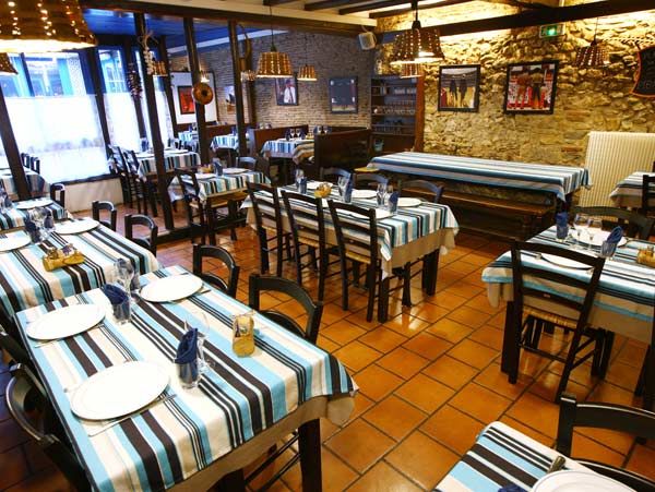 RESTAURANT - BAR A TAPAS - EL MESON